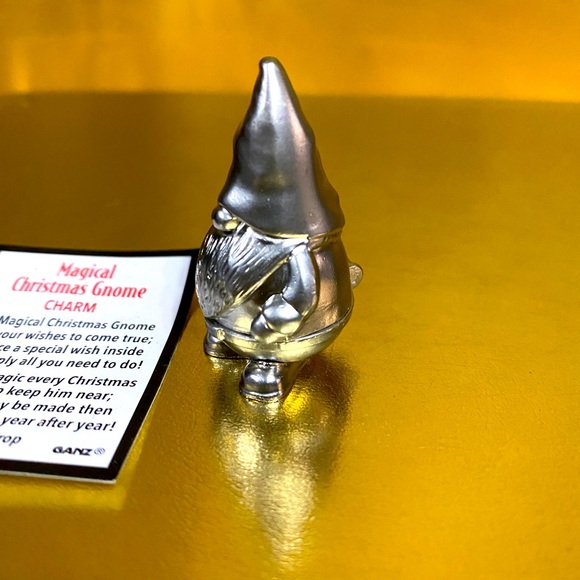 CHRISTMAS GNOME CHARM WISH BOX WITH POCKET CARD CHARM OPENS - Picture 3 of 12